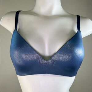Victoria's Secret Shimmering Merallic Blue No-wire Bra 34D